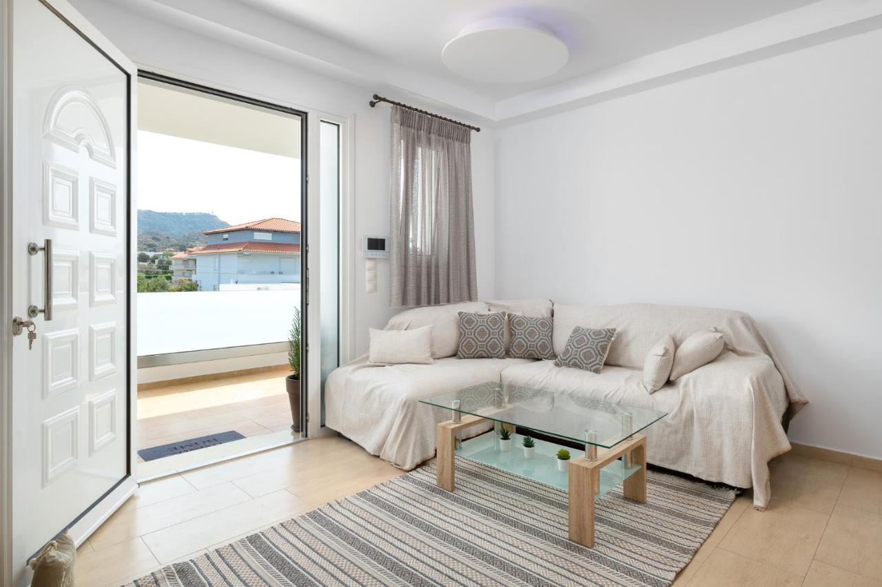 White House Kokas Luxury Apartments Kremastí Екстериор снимка