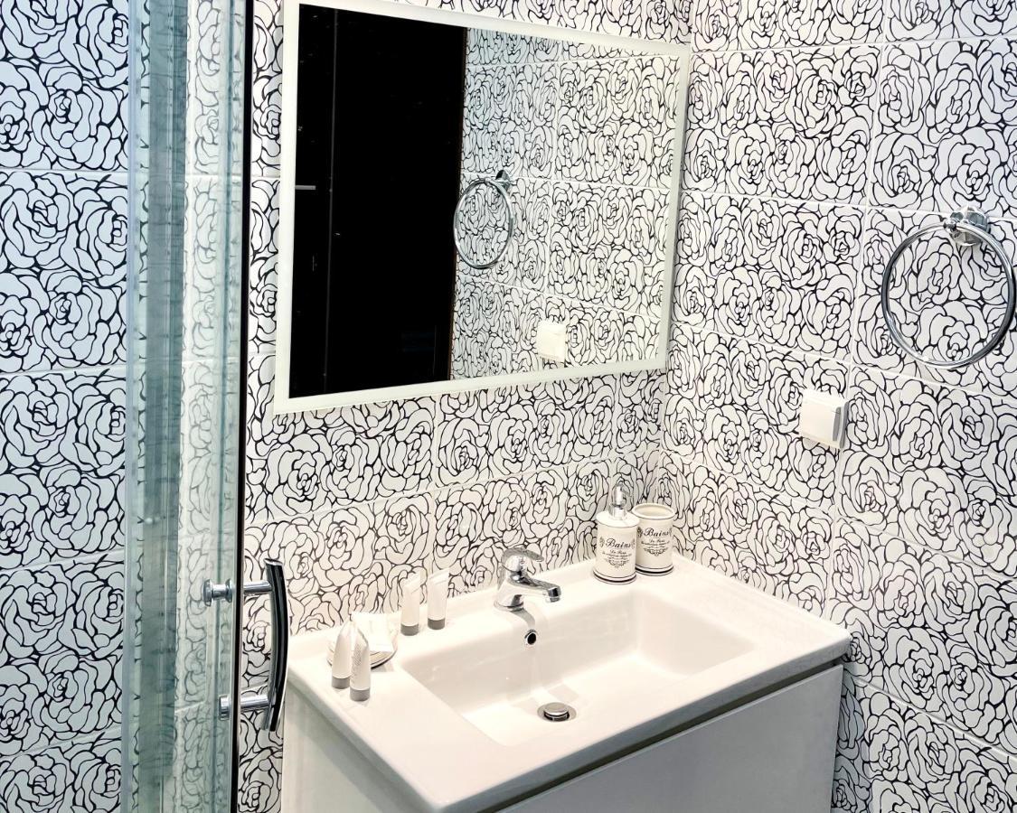 White House Kokas Luxury Apartments Kremastí Екстериор снимка